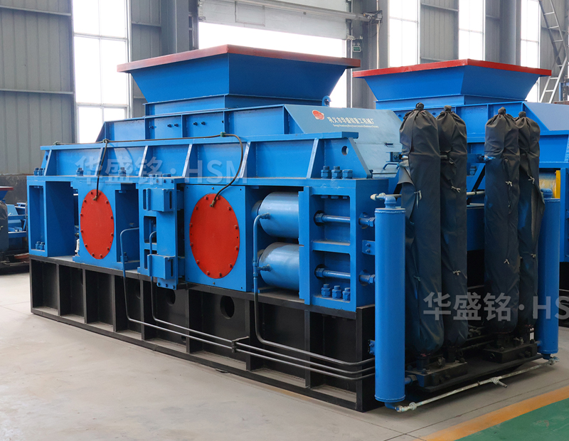 什么設(shè)備可破碎可制砂？新型對(duì)輥制砂機(jī)多少錢一臺(tái)？